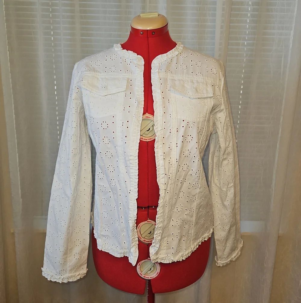d & Co Denim & Company White Eyelet Ruffle-Trim Cotton Jacket